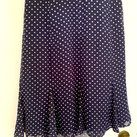 Elegant navy polka dot dress - Picture 3 of 3